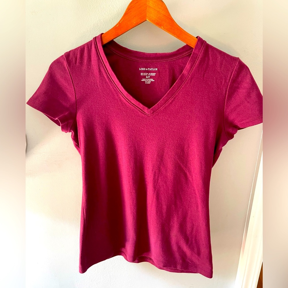 Lord and Taylor V-neck tee